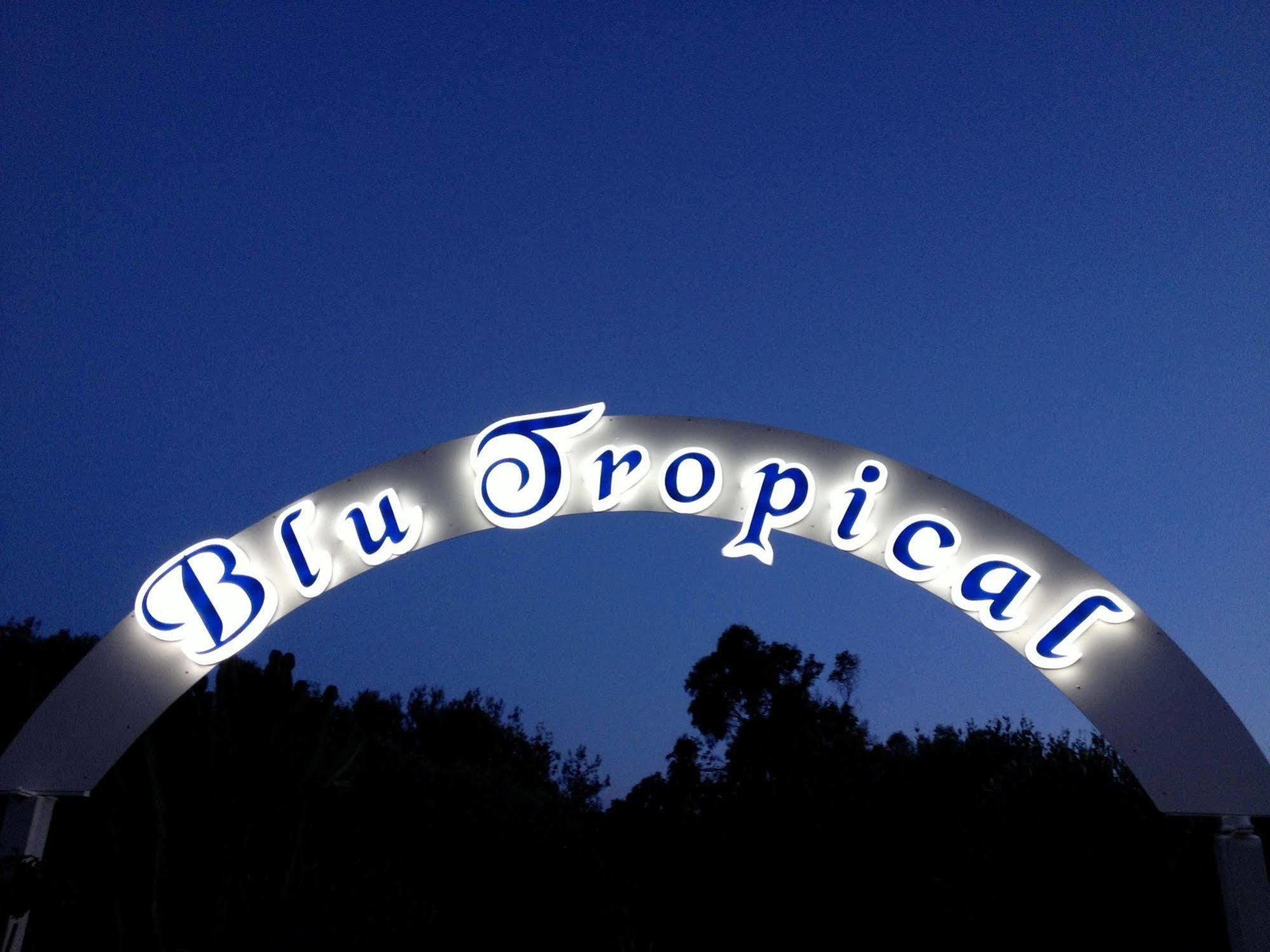 Blu Tropical Resort Цамброне Екстер'єр фото