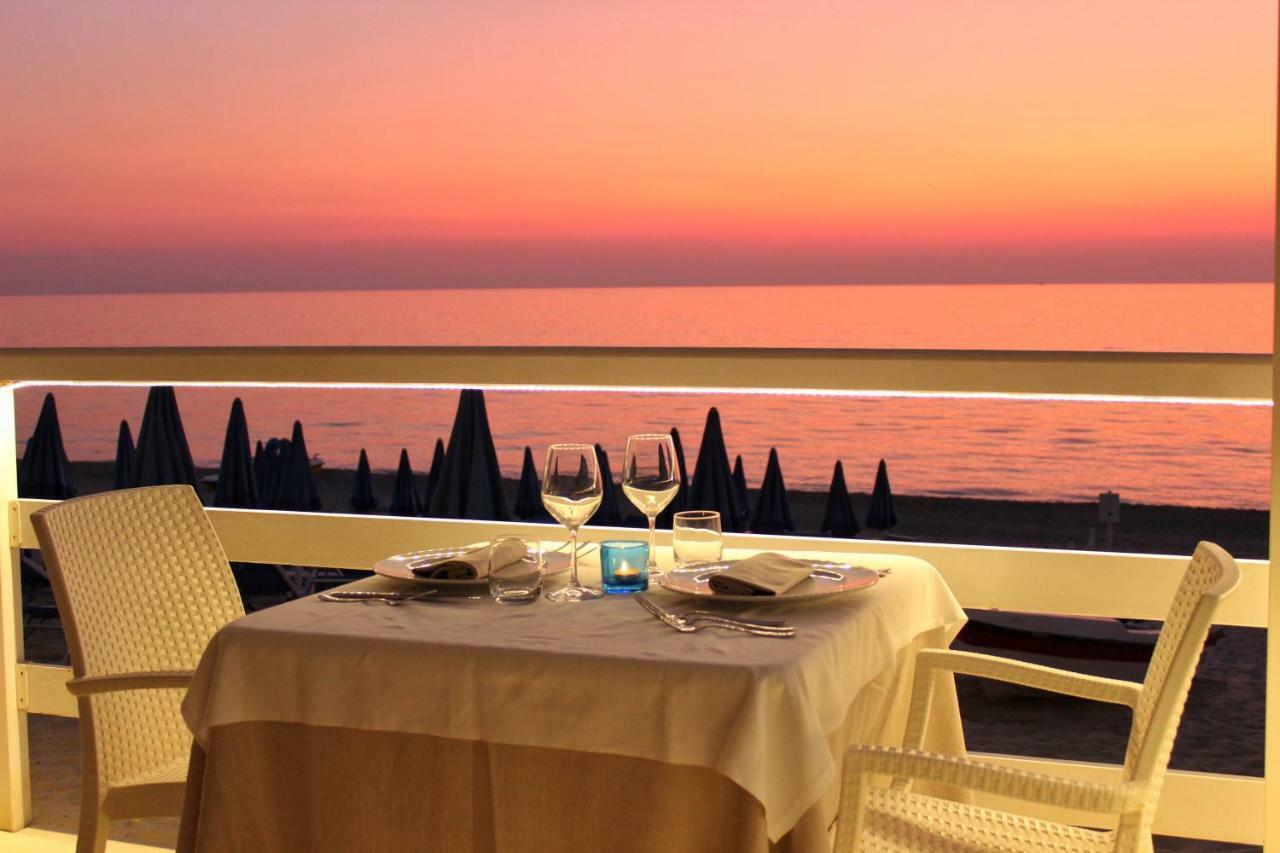 Blu Tropical Resort Цамброне Екстер'єр фото